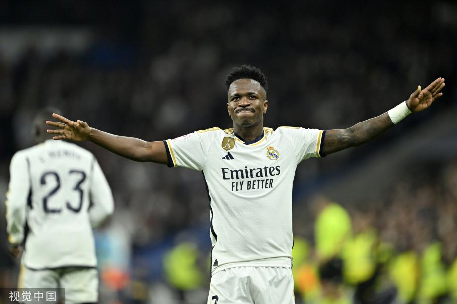 里夫斯：我和浓眉的感情很深，他是我能走到今天的重要原因